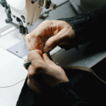 Choisir la bonne aiguille de machine à coudre selon le tissu